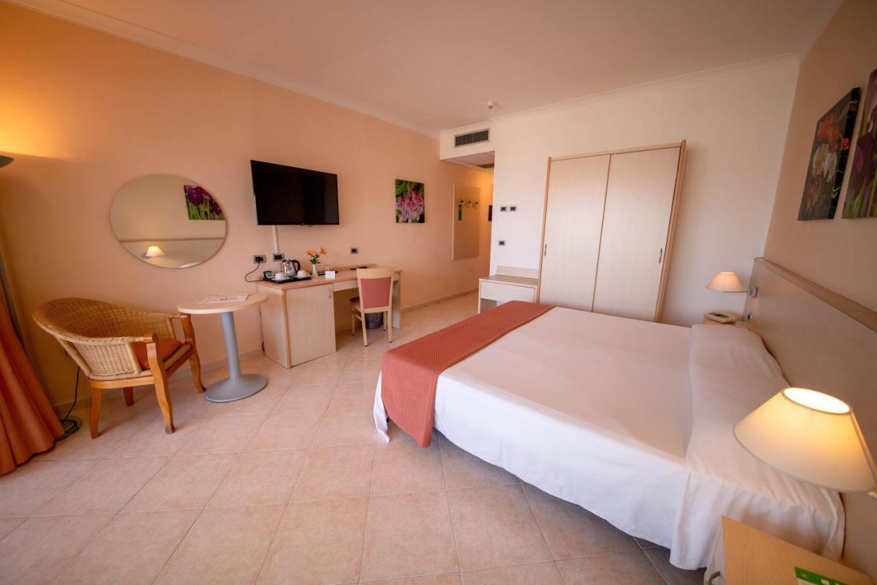 Aldiana Club Rocca Nettuno Calabria Hotel Tropea Kültér fotó