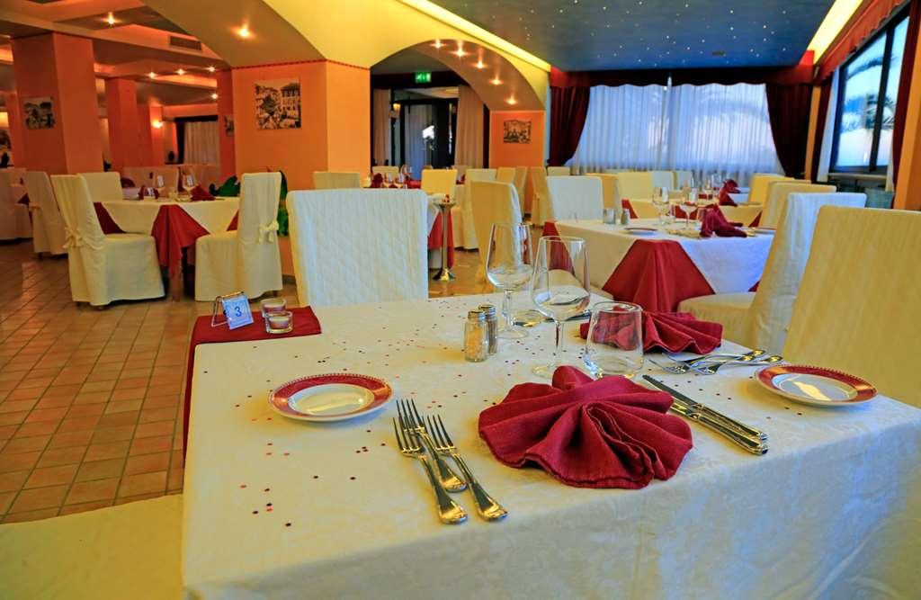 Aldiana Club Rocca Nettuno Calabria Hotel Tropea Étterem fotó